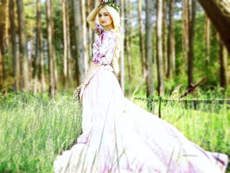 Id Anna From Kiev Ukraine Years Old Blonde Blue Eyes