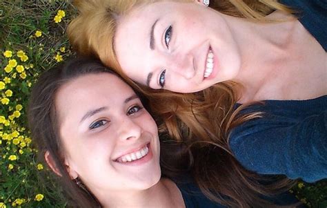 Zuz Ka na Instagramie Every blonde needs a brunette by her side To już lat