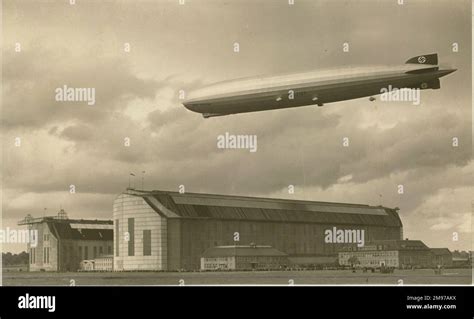 The Graf Zeppelin LZ 127 Stock Photo Alamy