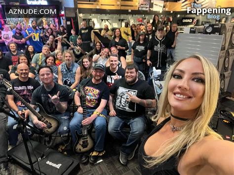 NITA STRAUSS Nude AZNude