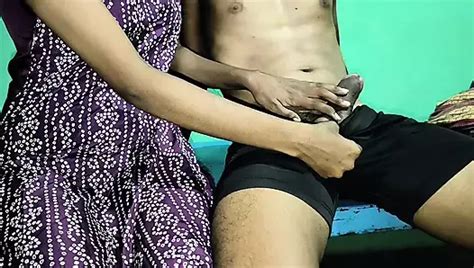 Tamil Thambi Kattayapaduthi Akka Mulai Pundai Parkuran Role Play Amateur Porn Xhamster