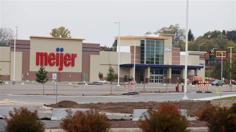 Sheboygan Meijer opening doors on April 25