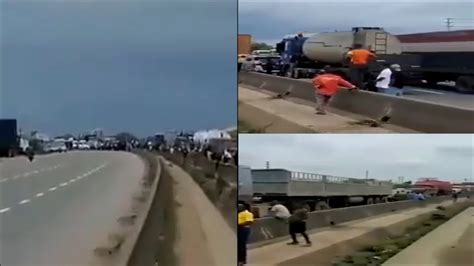 Students Block Lagos Ibadan Expressway To Protest Asuu Strike Youtube