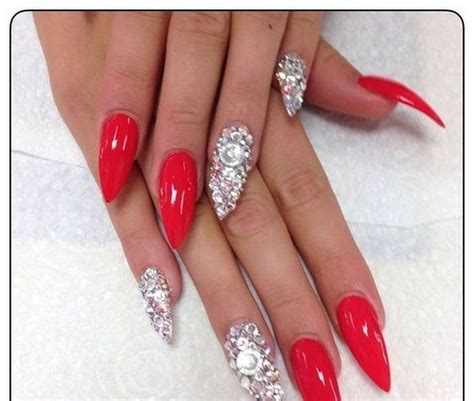 P I N T E R E S T Rachaelgbolaru17 Bling Nails Nails Christmas Nails