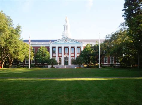 Harvard Wallpapers - Top Free Harvard Backgrounds - WallpaperAccess