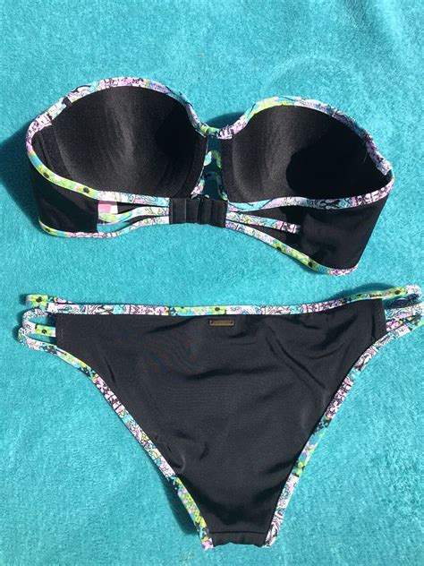 VictoriasSecret Strappy Cheeky Swimsuit Bikini Top 3 Gem