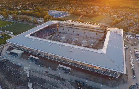 Zsúrpubi - Csak közel 100 millióval drágul a Mol Vidi FC stadionja