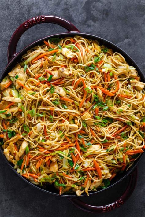 Pollo Chow Mein Con La Mejor Salsa Chow Mein Cocina Facil