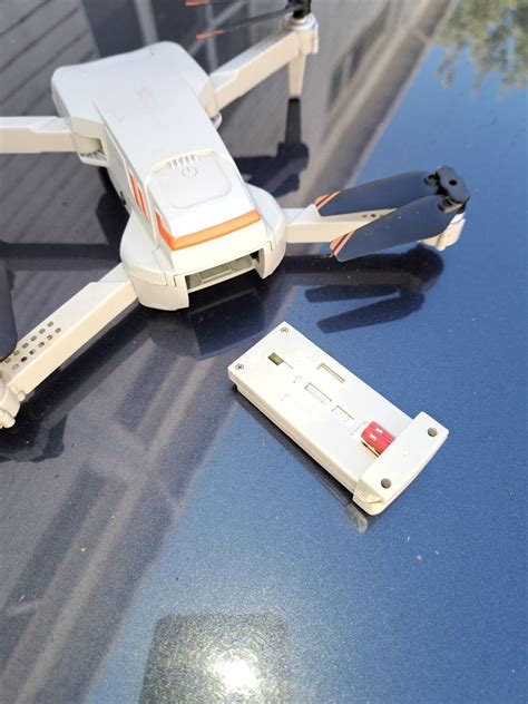 Мини дрон с две камери гр. Добрич в.з. Лозята • OLX.bg