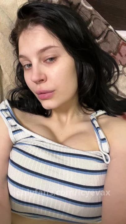 19yo Huge Natural Boobs Recoil Tiktok Dance Teen Porn Feat Icy Eva XHamster