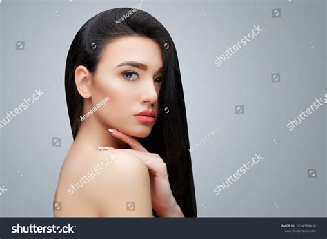 Brunette Asian Girl Long Straight Hair库存照片 Shutterstock