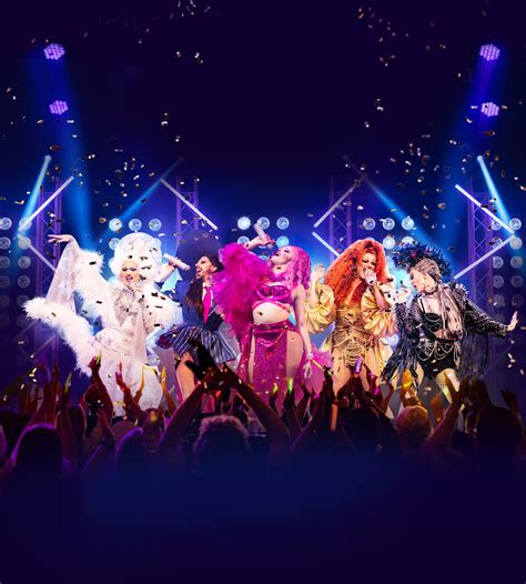 Queenz | The Show With Balls!