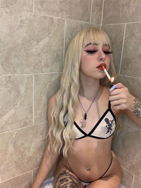 Open Your Mouth I Want You To Eat My Ash Nudes Smokingfetish NUDE PICS ORG