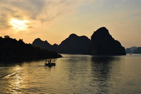 Sunset at Ha Long Bay, Vietnam : r/travel