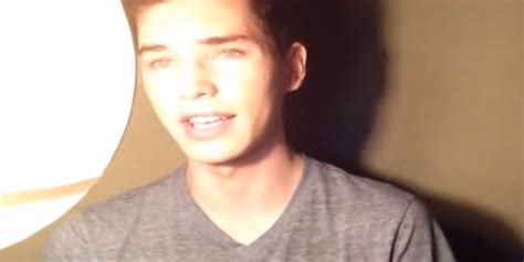 Keanu Williams Gay Teen Comes Out With I Love Penis Cake HuffPost