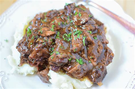 Slow Cooker Sirloin Beef Tips In Mushroom Gravy RicknJude Copy Me That