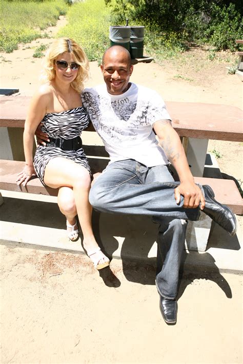 Brooklyn Bailey Wants Her Married Pussy To Get Stuffed Photos