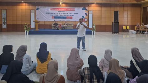 Mahasiswa Unigoro Terima Beasiswa Senilai Rp Milyar Kabar Pasti