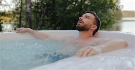 What Are The Effects Of A Hot Tub After Workout