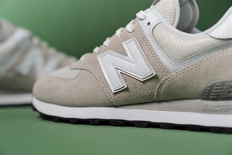 重塑經典：永不過時的時尚配色，new Balance 574 Core 系列登場！