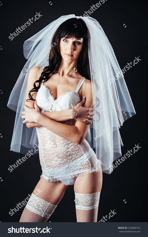 Sexy Beautiful Nude Bride Veil White Stock Photo 254006722 Shutterstock