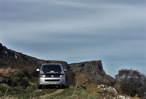 GIANT TOURS IRELAND (Belfast) - All You Need to Know BEFORE You Go