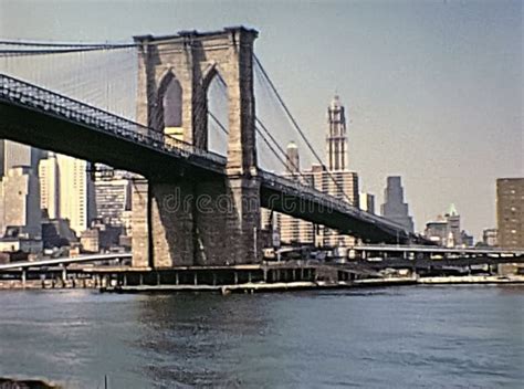 Ancient Brooklyn Bridge editorial photography. Image of state - 104130512