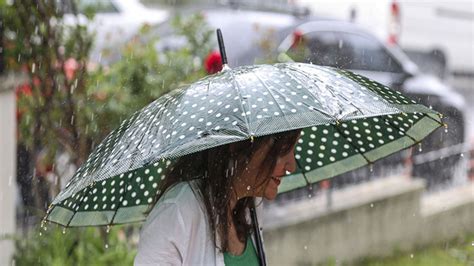 Meteoroloji Stanbul I In Saat Verdi Aman Dikkat Bu Il Elerde Alarm