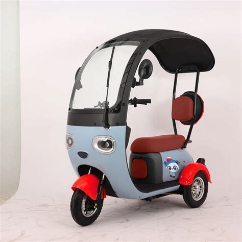 Triciclo Eletrico Coberto
