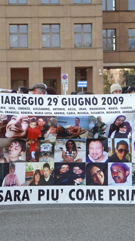 Papa Leone Xiv Si Presenta Con La Chiusura Alle Coppie Gay La Famiglia Composta Da Uomo E