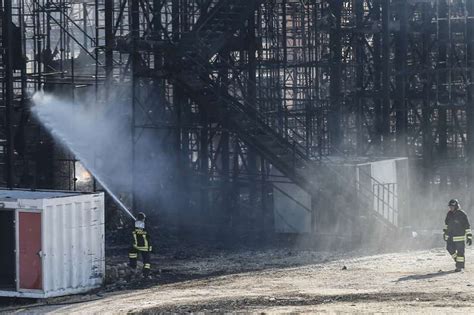 Roma Incendio Negli Studi Cinematografici Di Cinecitta 17 Dago