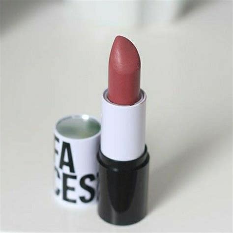 Batom Mate Nude Rosado Natura Faces Cookie Nude Marrom da Coleção Cor do Ano Cor de boca