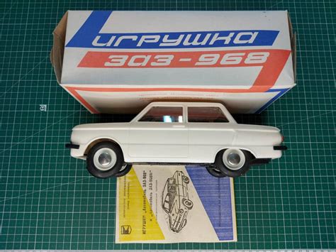 ЗАЗ-968 Запорожец, игрушка с электромеханическим приводом ...