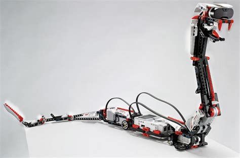 Mindstorm EV3 – робот от LEGO, управляемый мобильным телефоном