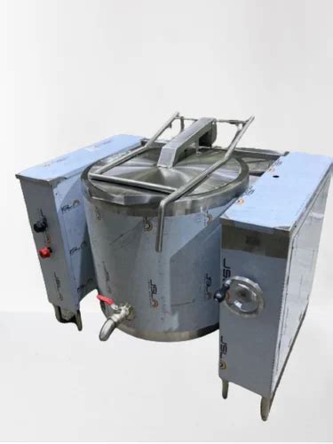 equipment type gas range tilting boiling pan  hotel capacity