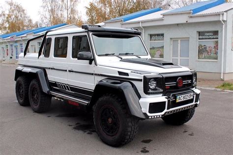 Копия шестиколесного Brabus B700 6×6 оказалась в 8 раз дешевле ...