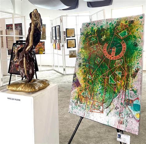 Beastie Gal: The Unexpected Art That Will Blow Your Mind - y4lz4r3