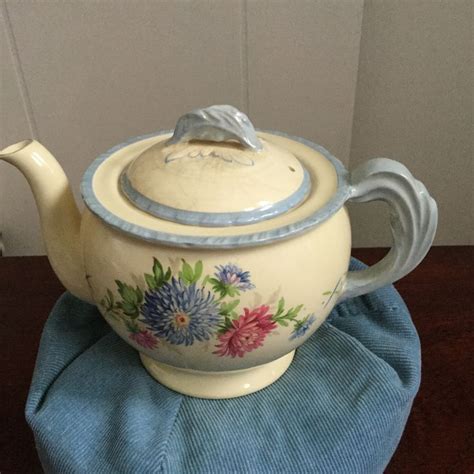 New Hall Hanley Teapot Tea Pots China Design Tableware