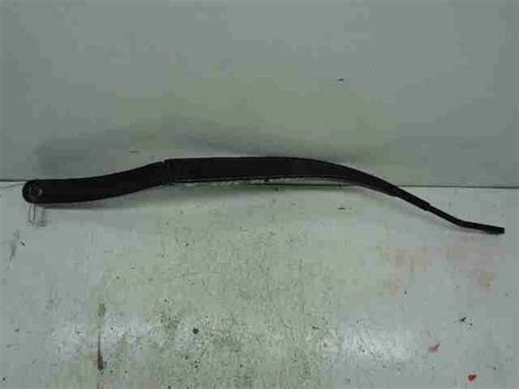 Объявление о продаже стеклоочиститель лобового стекла (Поводок ...