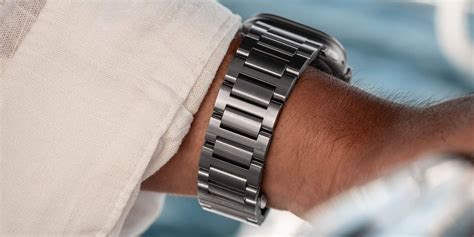 New Titanium Apple Watch Band From Sandmarc Goes High End