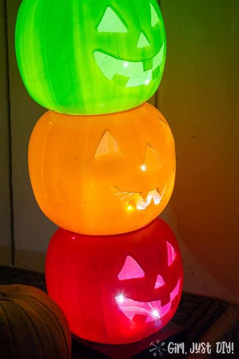 DIY Light Up Pumpkins for Halloween Fun - Girl, Just DIY!