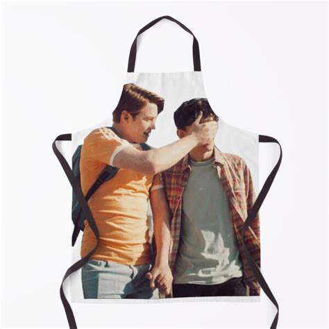 Netflix Nick Nelson Charlie And Nick Gay Couple Heartstopper Heartstopper Lgbt