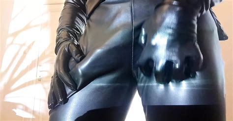 Leather Pants And Shiny Gloves Close Up Gay Big Cock Porn Feat Nutzernamen XHamster