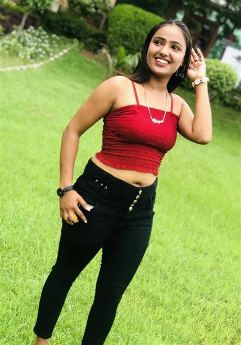 Shyna Khatri Web Series Videos Hot Photos Wiki Bio Instagram And More