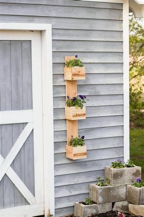 45 Best Outdoor Hanging Planter Ideas And Designs For 2023