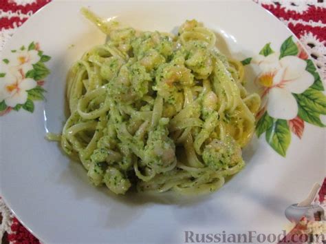 Рецепт: Паста (лингуине) с креветками и соусом песто из цуккини на ...