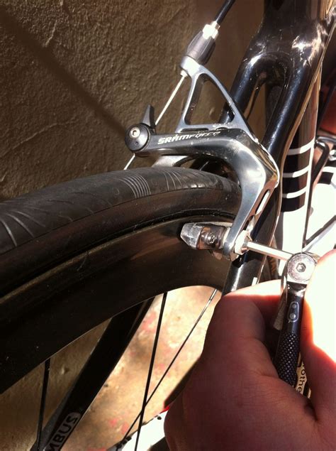 how to change brake pads on bicycle