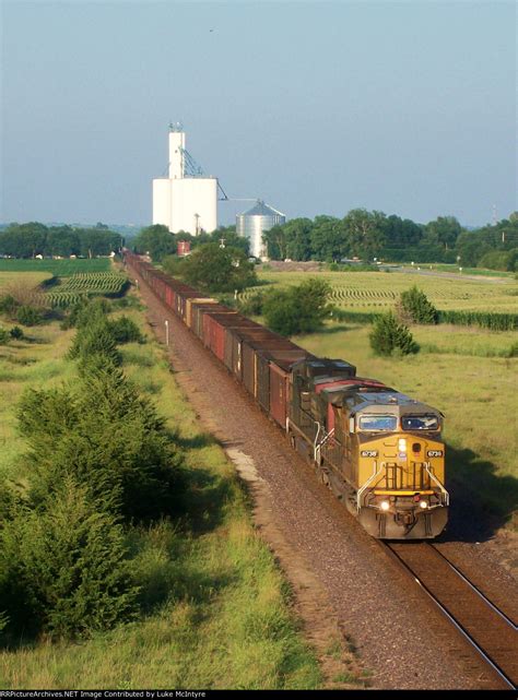 Up Westbound Up Empty Coal Train