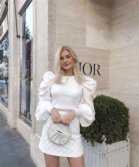 How To Look Super Expensive Without Looking Like A Boring Jet Set Babe Slaylebrity