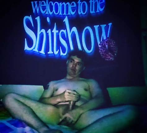 Assistindo Porn E Masturbando Xhamster